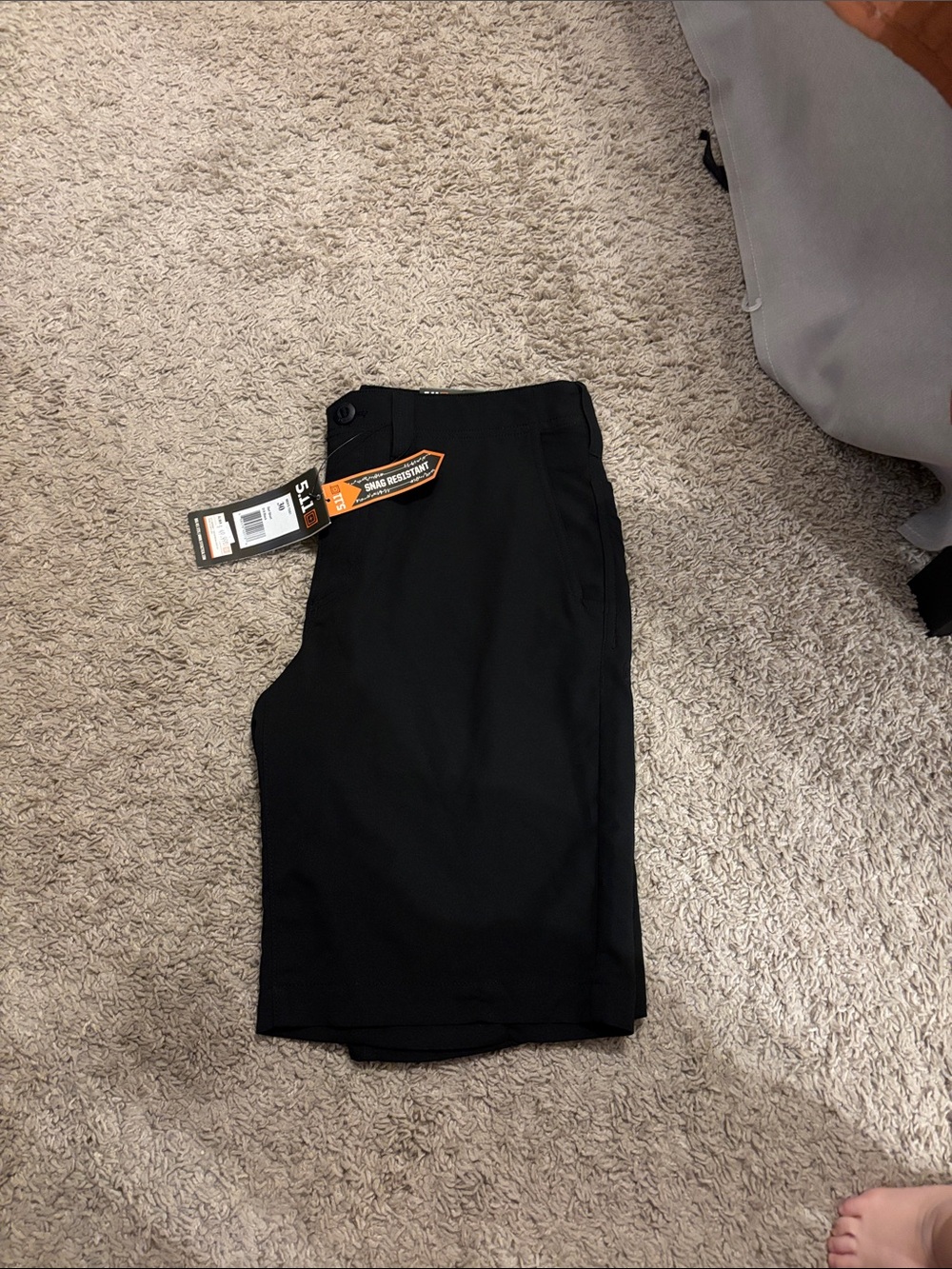 511 NWT Black Men's Performance Shorts